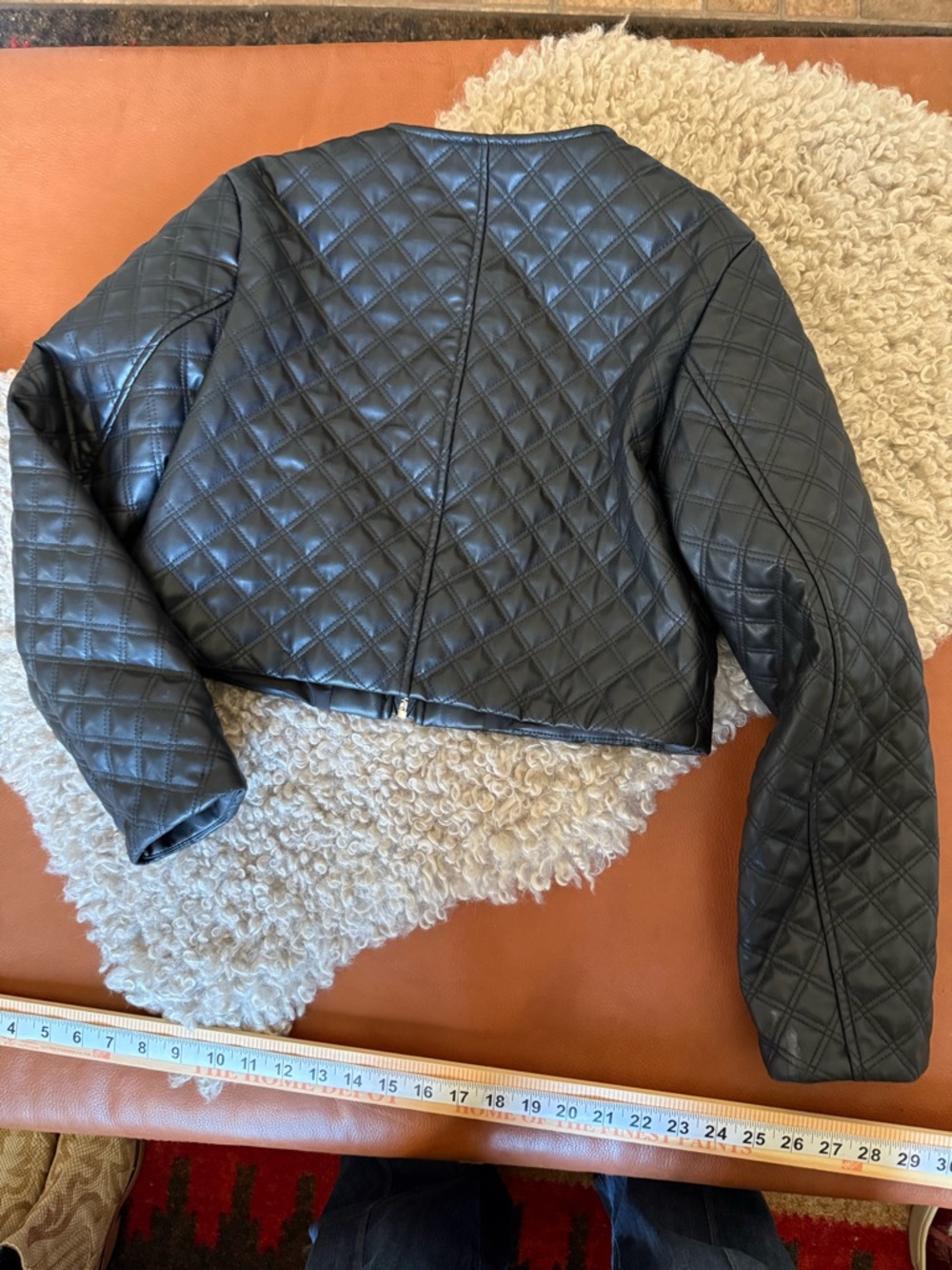 Zara Black Quilted Faux Leather Crop Jacket with Gold Zippers - Picture 6 of 7
